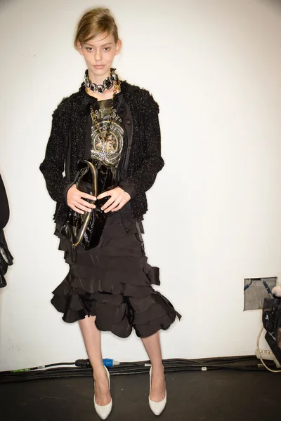 Look 37